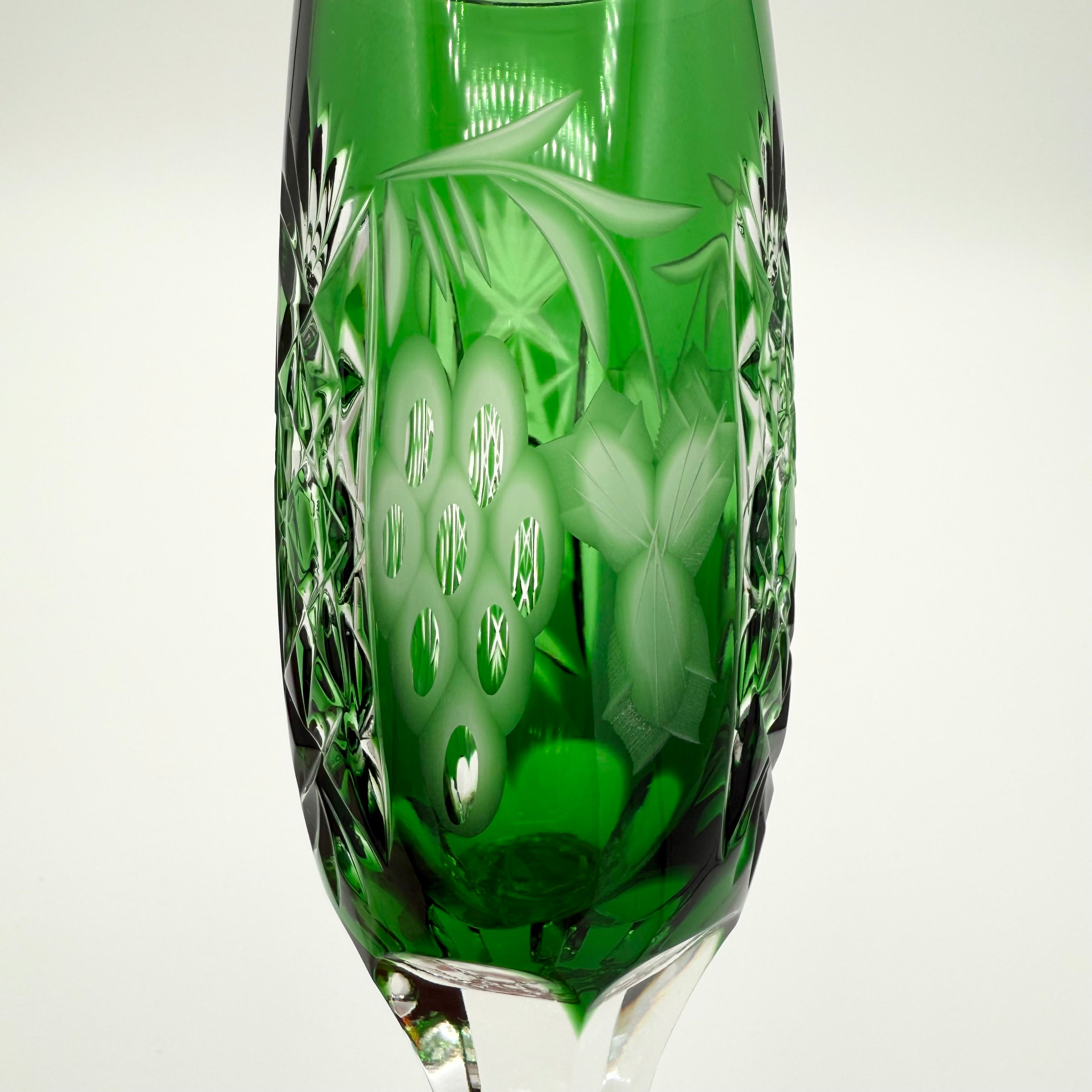 Nachtmann Traube Cut To Clear Crystal Champagne Flutes