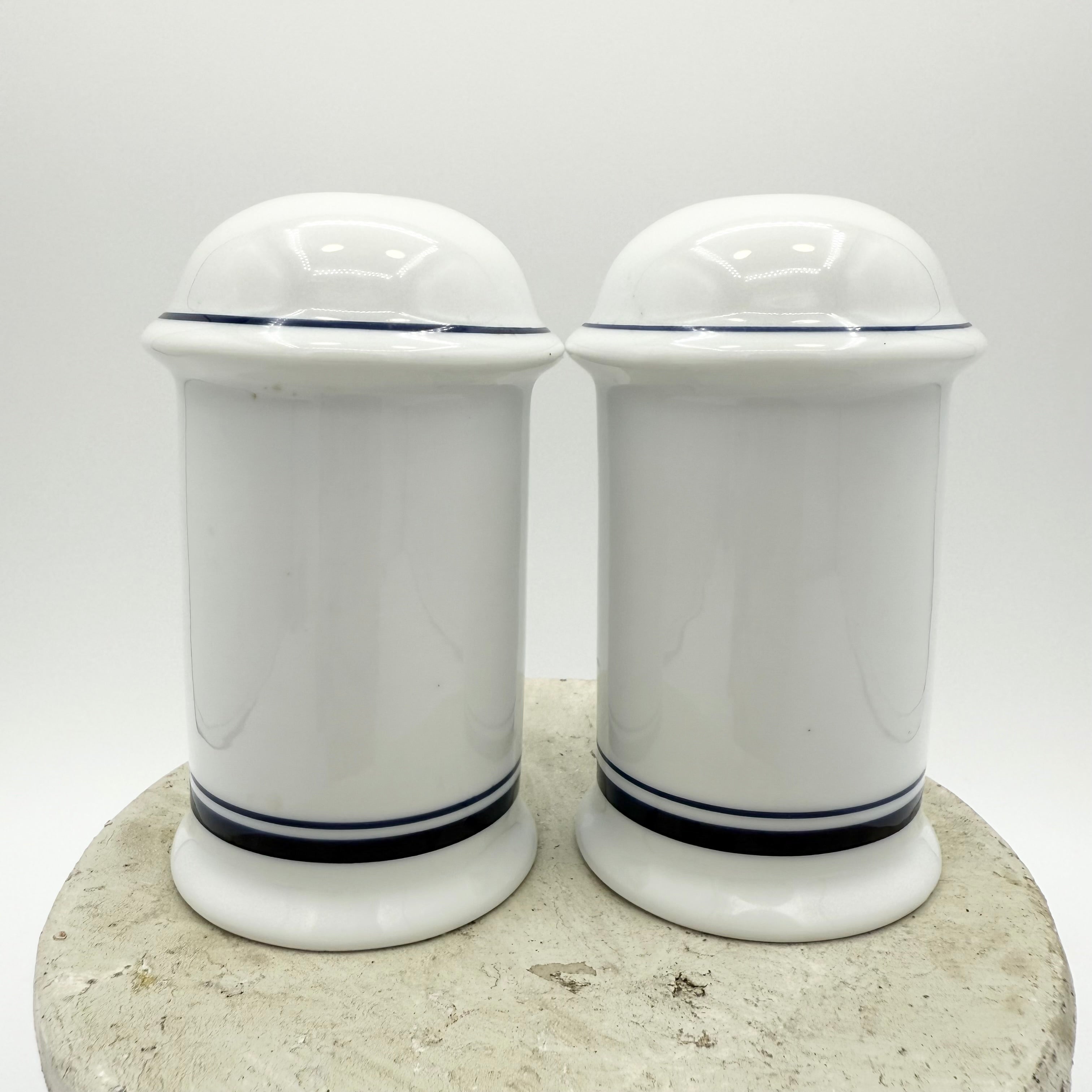 Dansk Bistro Christianshavn Blue Salt And Pepper Shakers