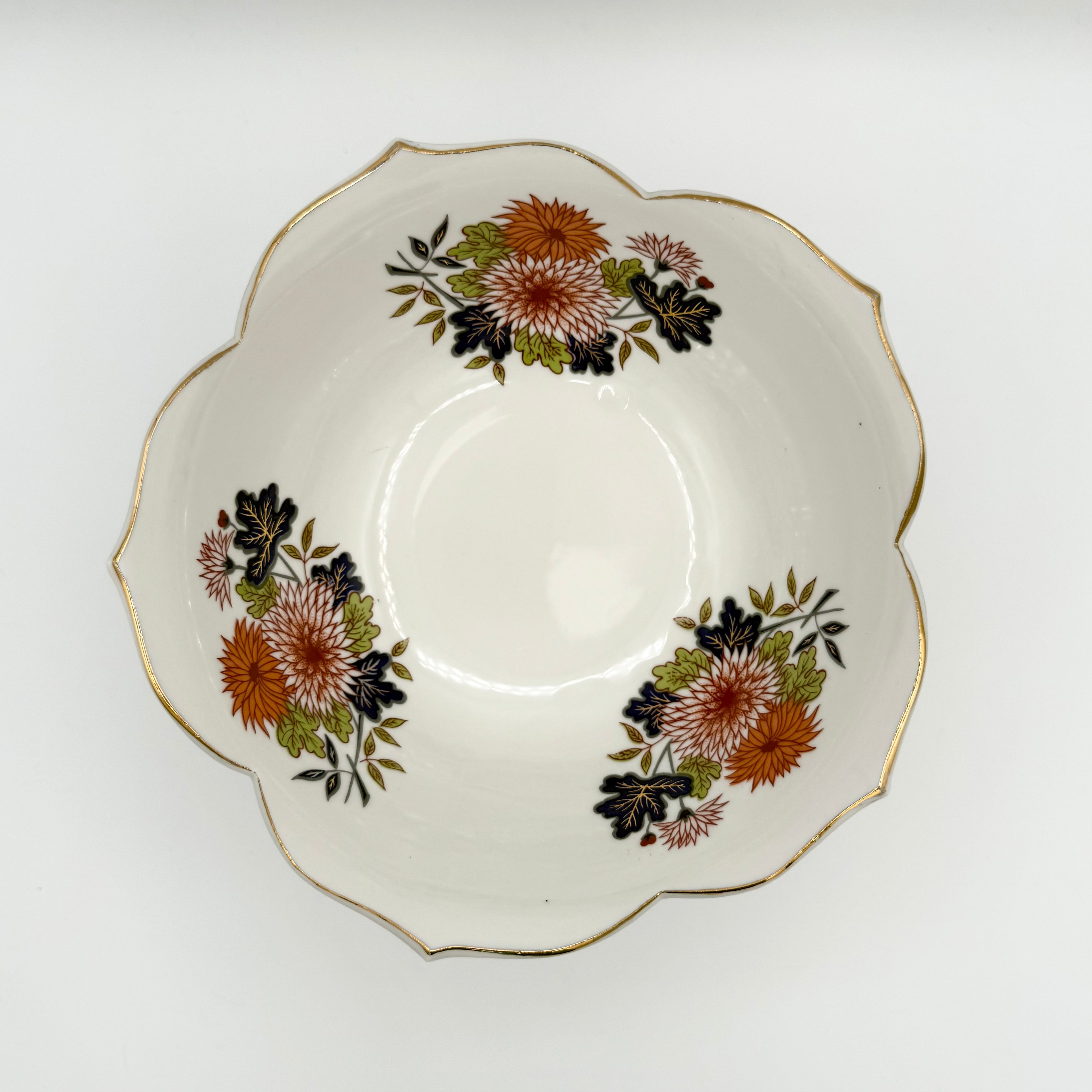Japanese Imari Style Floral Bowl with Gold Scalloped Lotus Rim