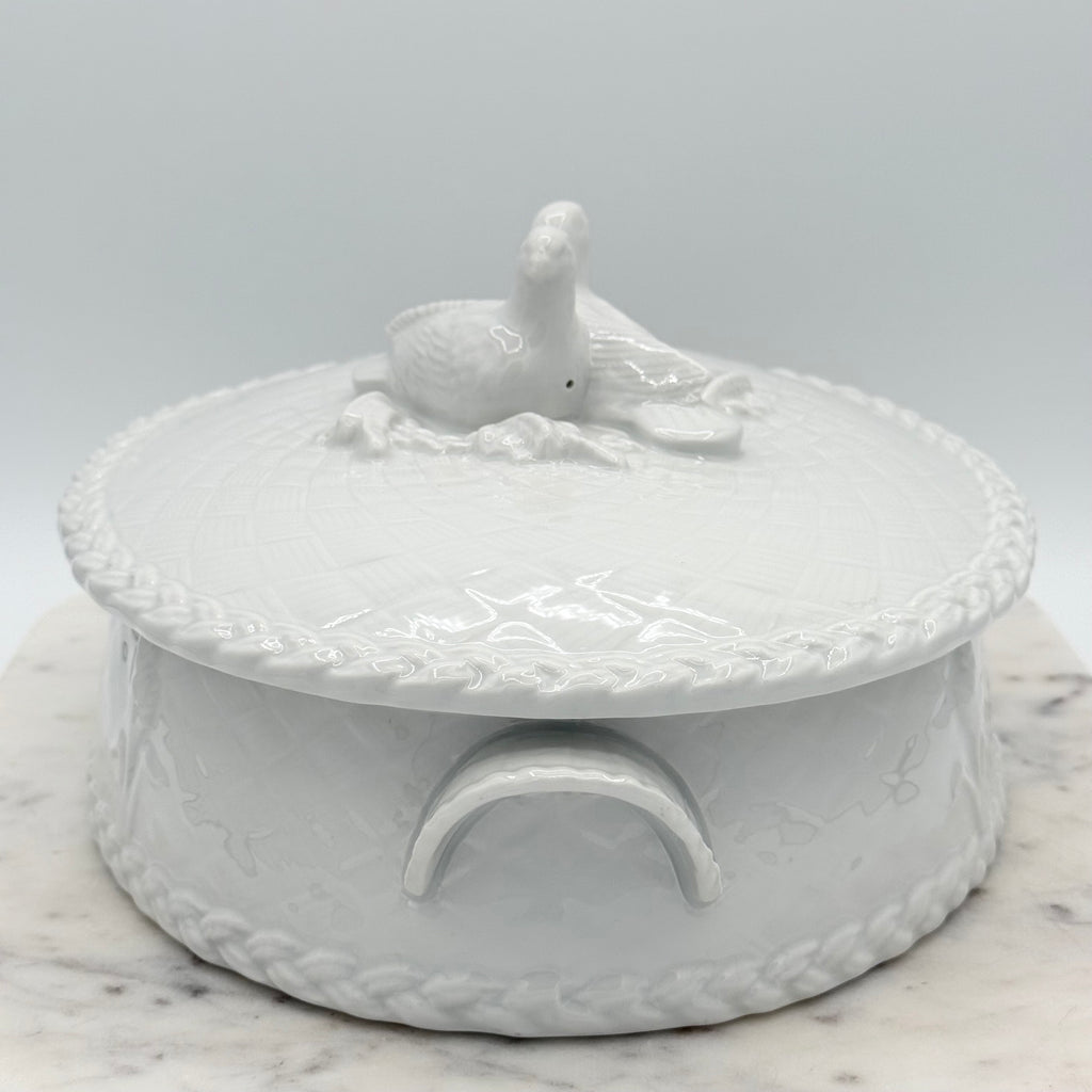 Royal Worcester Gourmet Oval White Porcelain Dove Lovebirds Tureen Casserole Dish