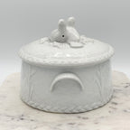 Royal Worcester Gourmet Round White Porcelain Dove Lovebirds Tureen Casserole Dish
