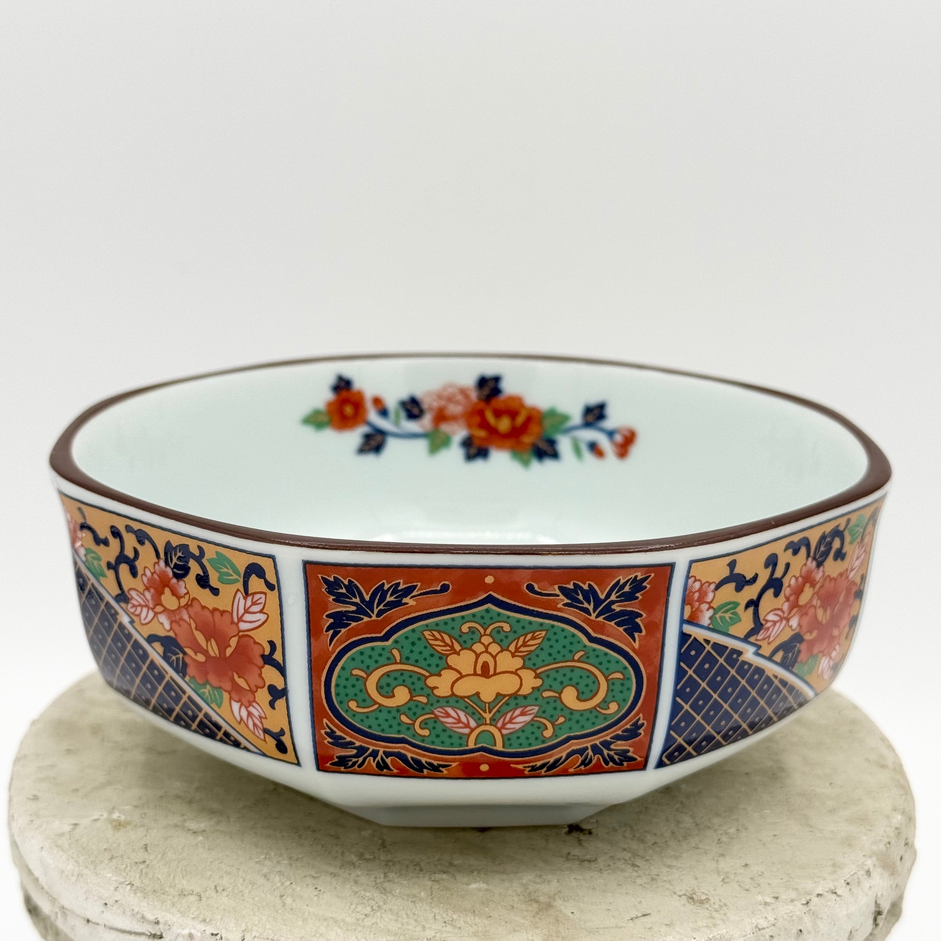 Hatsuichi Mino Ware Court Brocade Octagonal Bowl – Japanese Ceramic