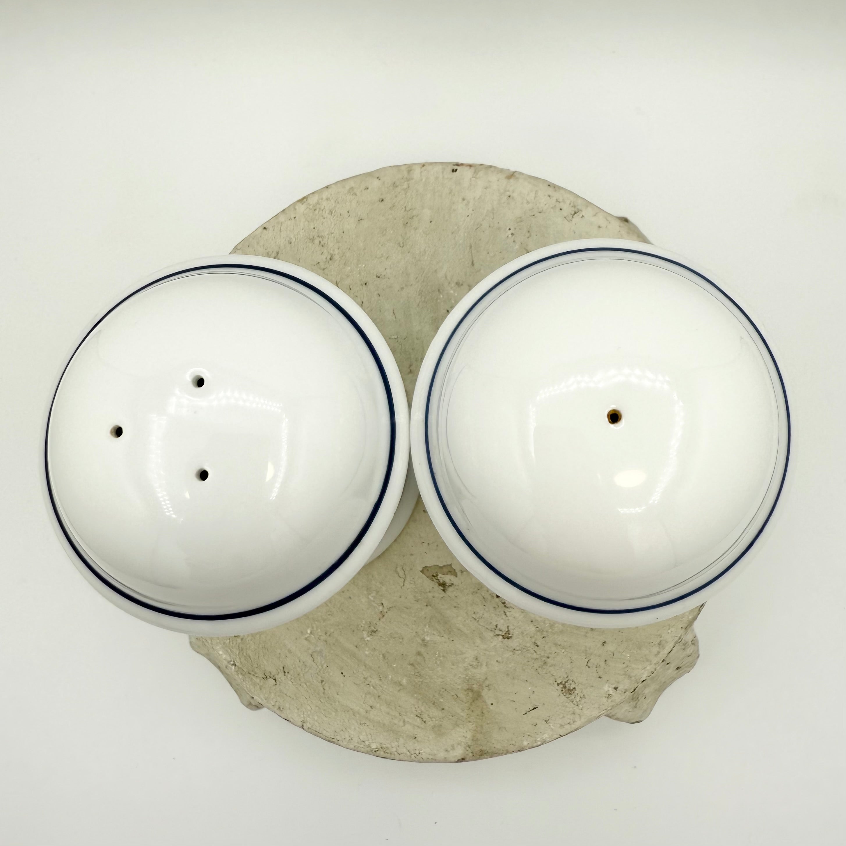 Dansk Bistro Christianshavn Blue Salt And Pepper Shakers