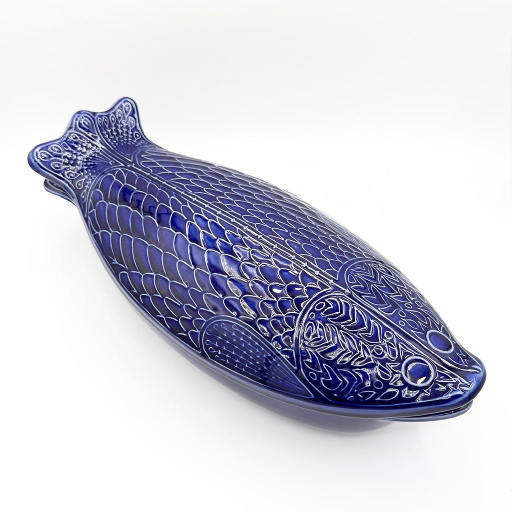 Vintage Environmental Ceramics Blue Fish Shaped Covered Baking Dish, c. 1966