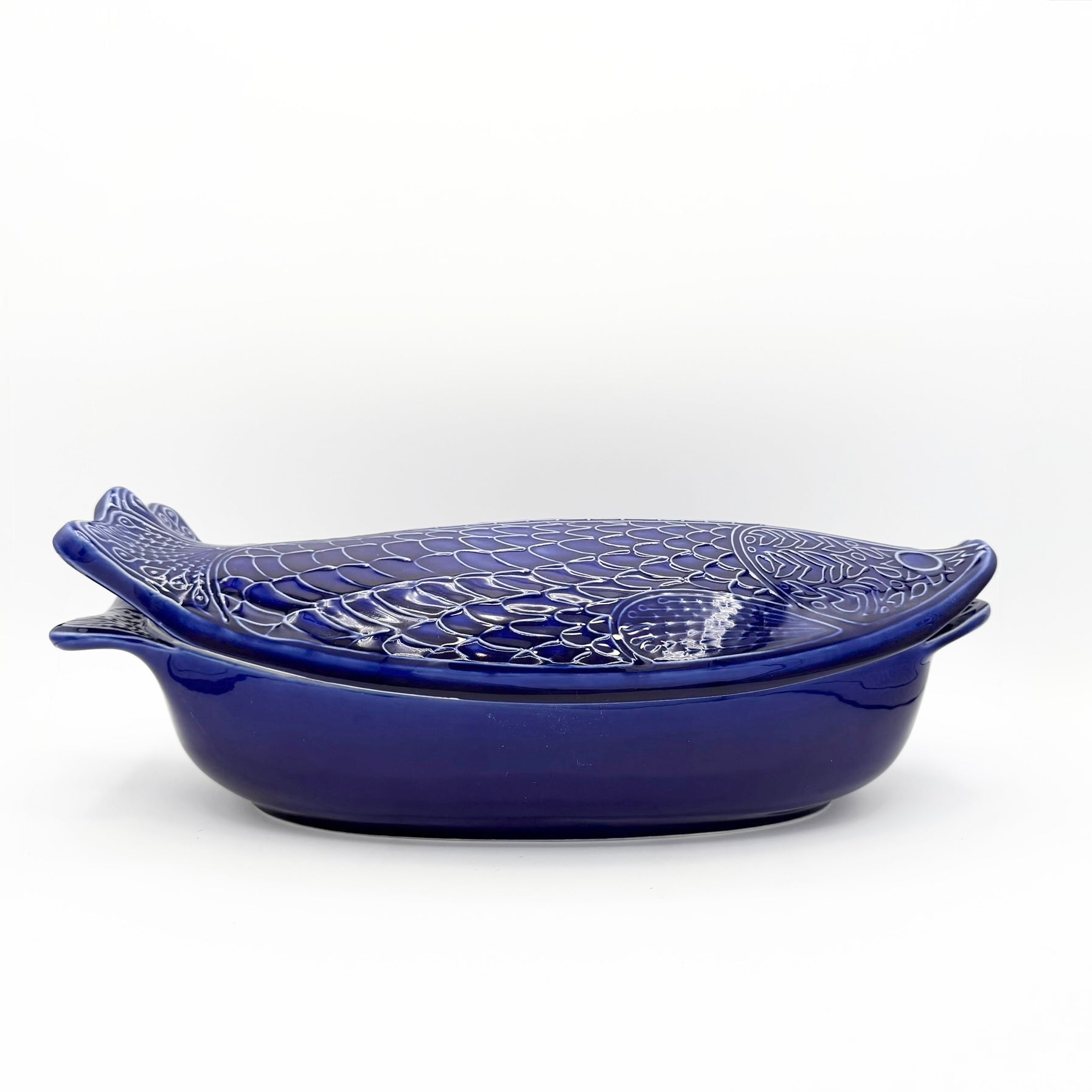 Environmental Ceramics Blue Fish Shaped Covered Baking Dish, c. 1966