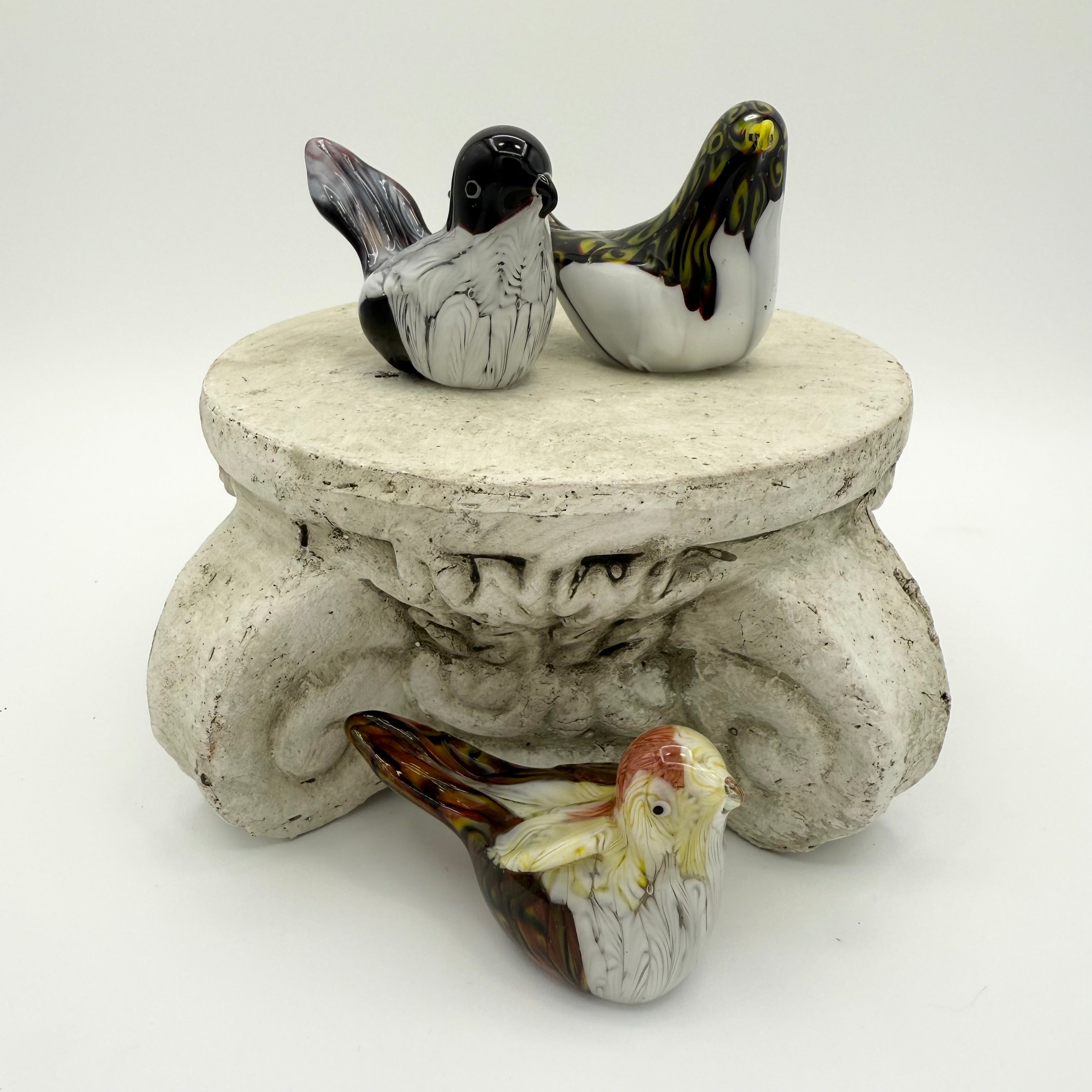 Set of three Murano style hand blown art slag glass bird figurines. Unique collectible glass decor in excellent condition.