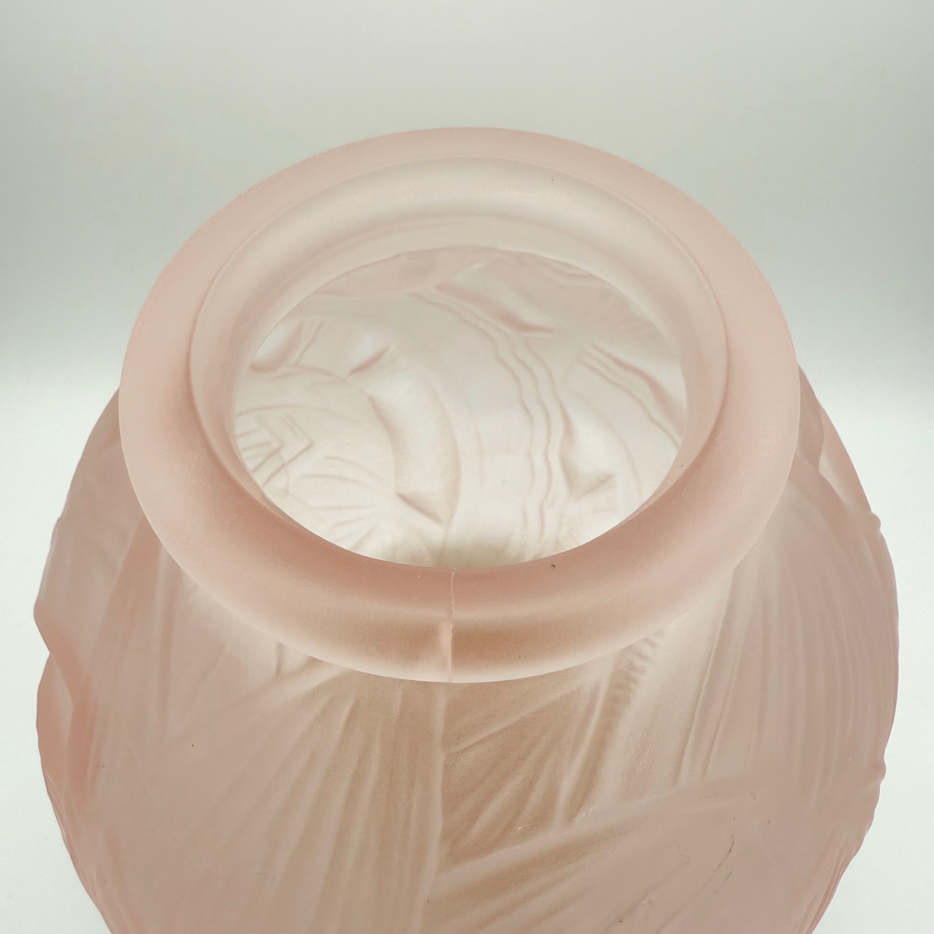 Pierre D’Avesn Art Deco Water Lilies Ball Vase in Pink Frosted Glass, c. 1930s