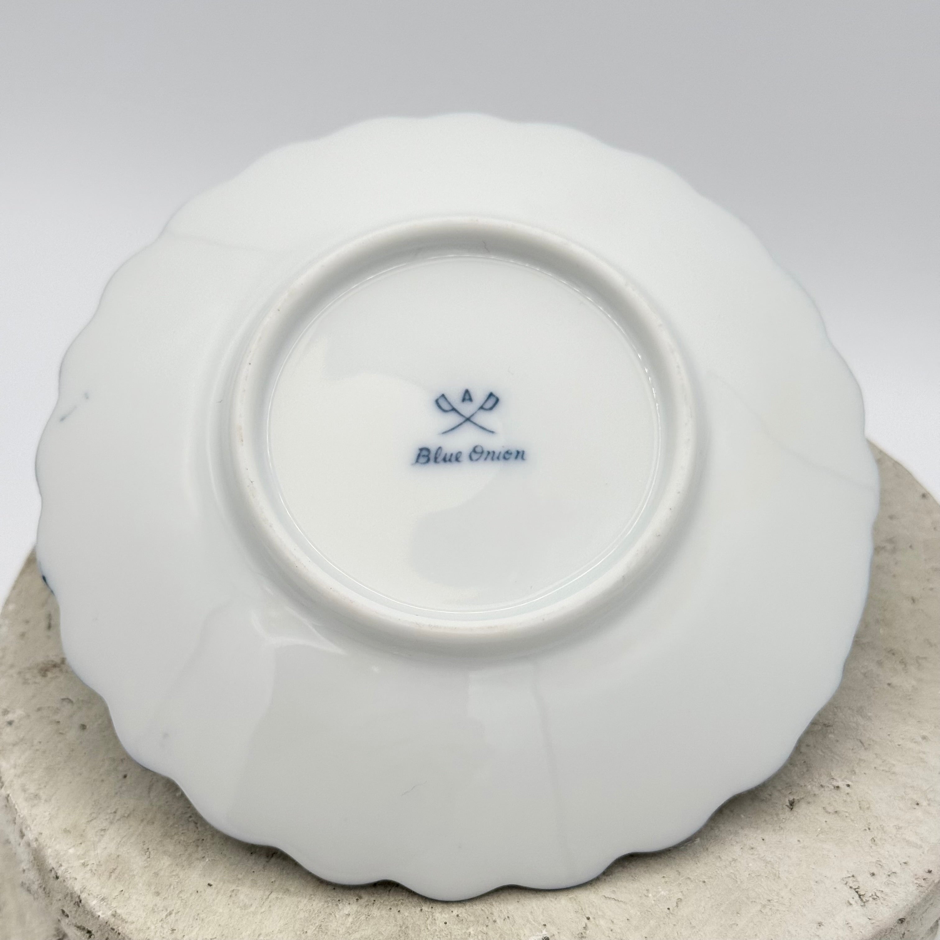 Vintage Meissen Style Blue Onion Porcelain Chamberstick Candle Holder