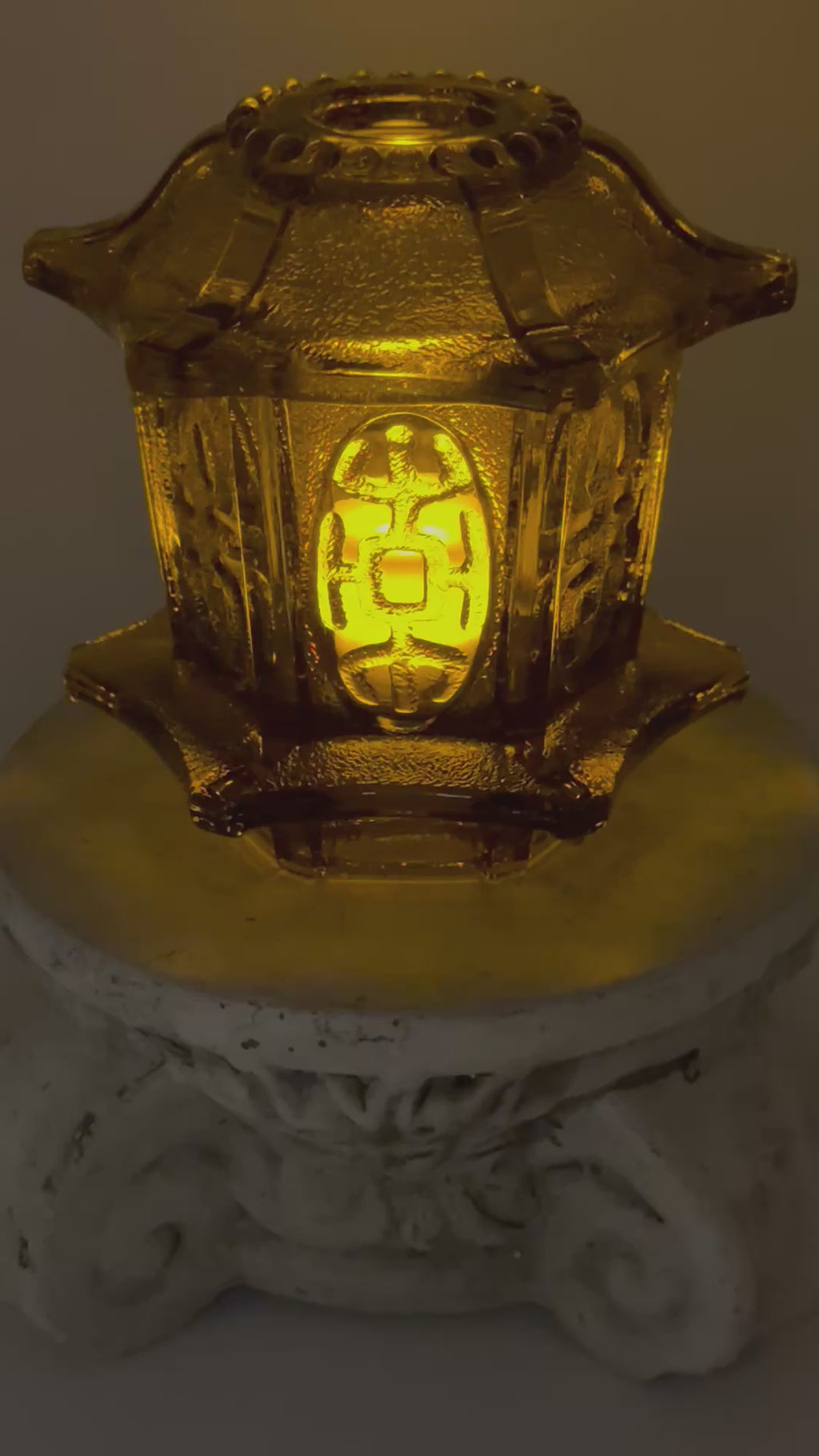 Vintage Homco Amber Art Glass Pagoda Fairy Lamp Candle Holder